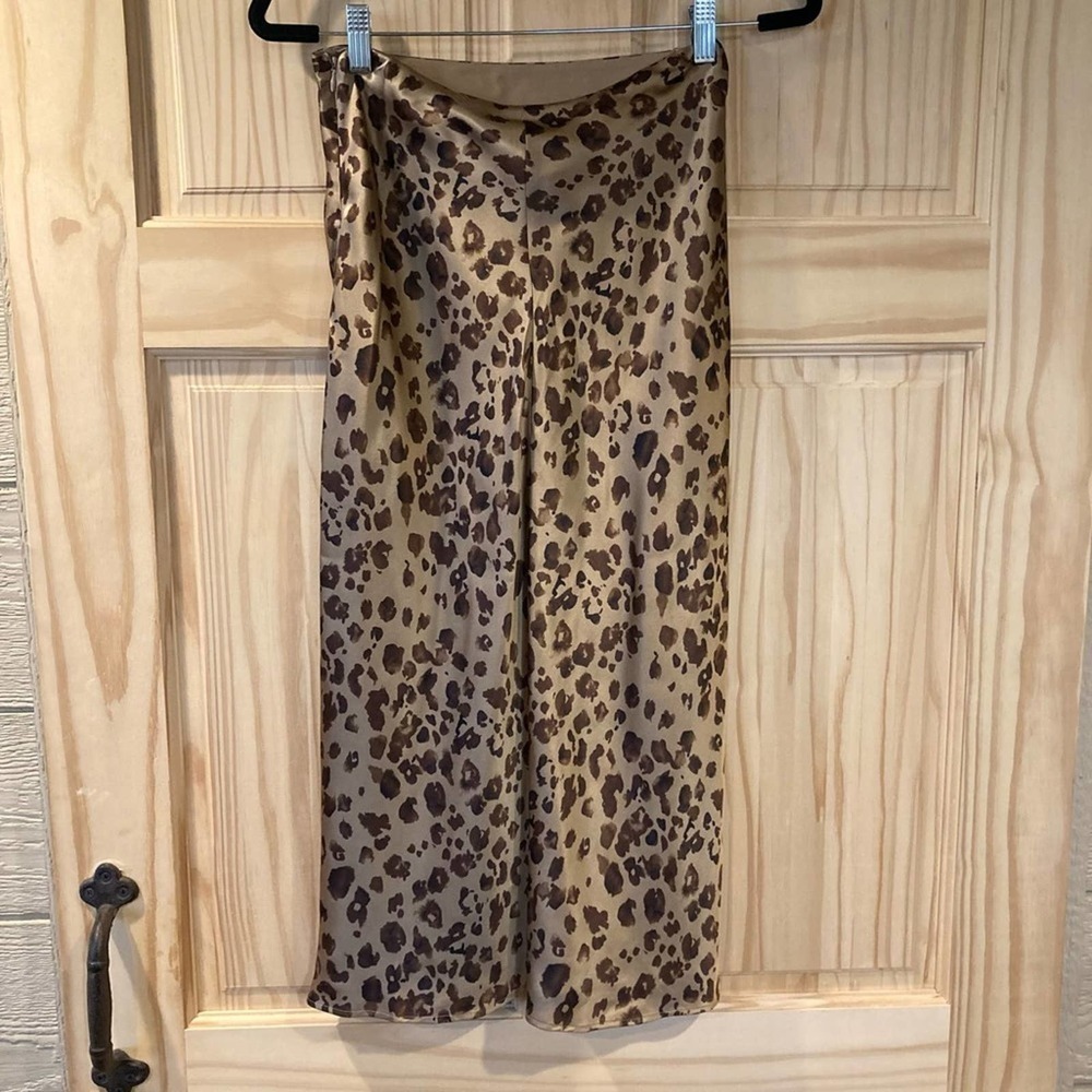 L’agence SILK BIAS ANIMAL PRINT MIDI SKIRT- BROWN- SIZE XS- NWT - Picture 2 of 5